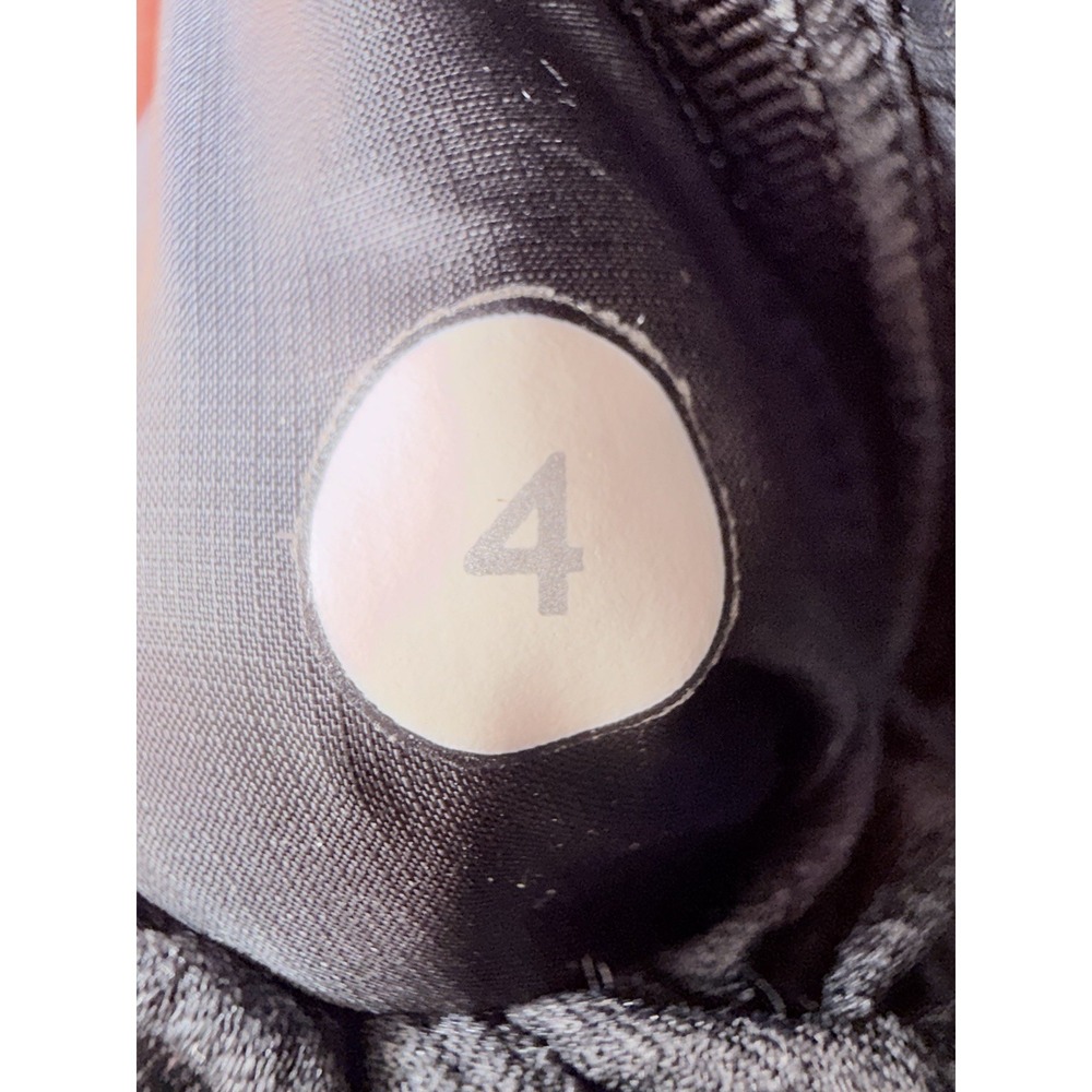 Lululemon Down For A Run Vest Women's 4 Black Quilted Zip Front Outdoor Gorpcore - Picture 4 of 7